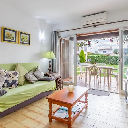 Spacious Ground Floor * Denia